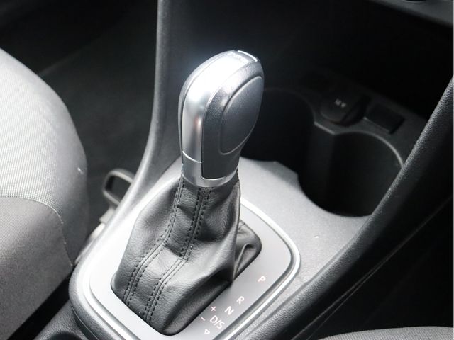 VOLKSWAGEN POLO 2016 Image 31