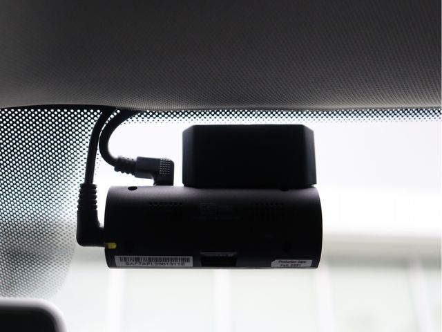 VOLKSWAGEN POLO 2016 Image 31