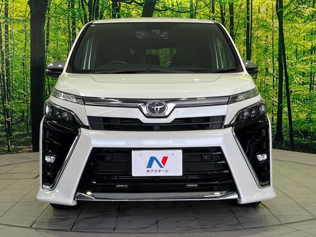 TOYOTA VOXY 4WD 2019 Image 31