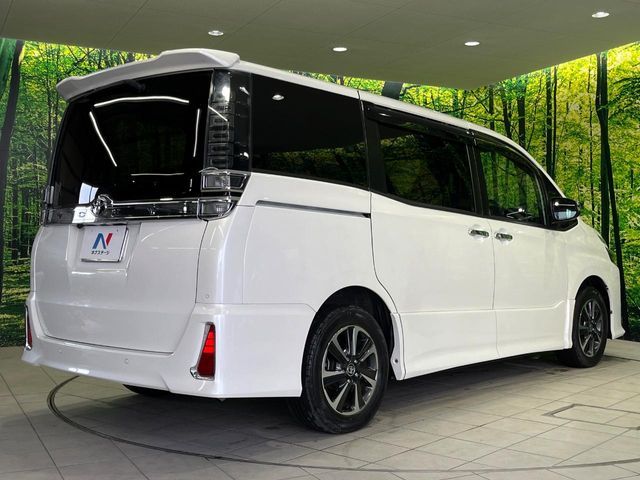 TOYOTA VOXY 4WD 2019 Image 31