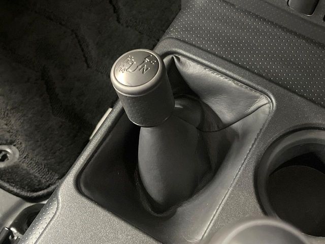 TOYOTA FJ CRUISER 4WD 2017 Image 31