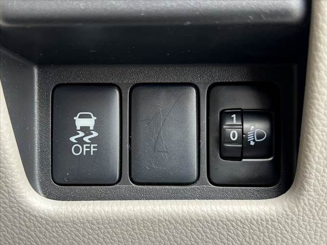 MITSUBISHI EK SPACE 2014 Image 31