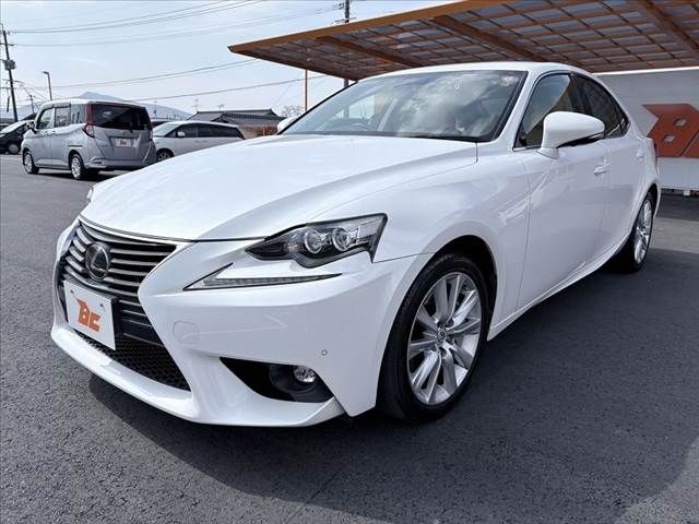 TOYOTA LEXUS IS200T 2016 Image 31