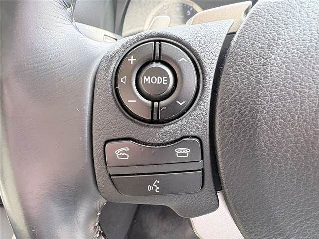 TOYOTA LEXUS IS200T 2016 Image 31