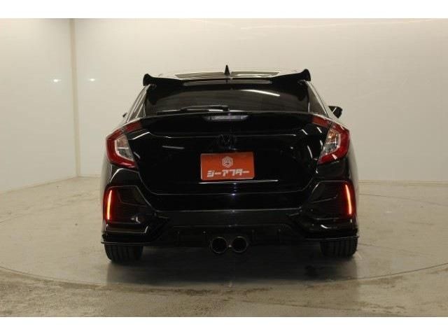 HONDA CIVIC HATCHBACK 2020 Image 31