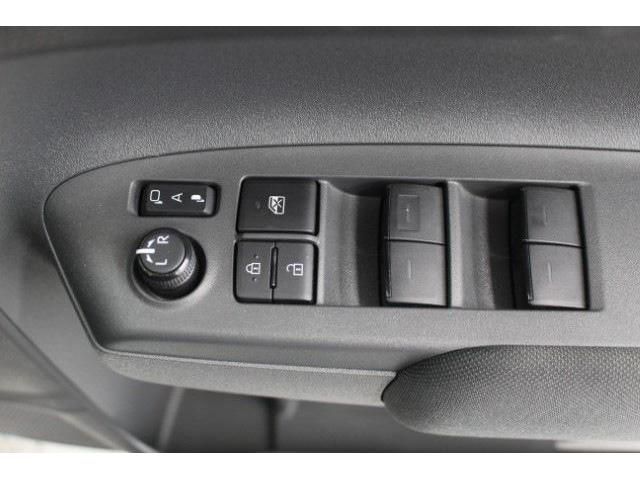 TOYOTA SIENTA HYBRID 2023 Image 31