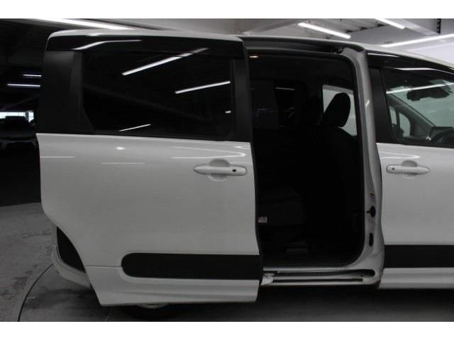 TOYOTA SIENTA HYBRID 2023 Image 31