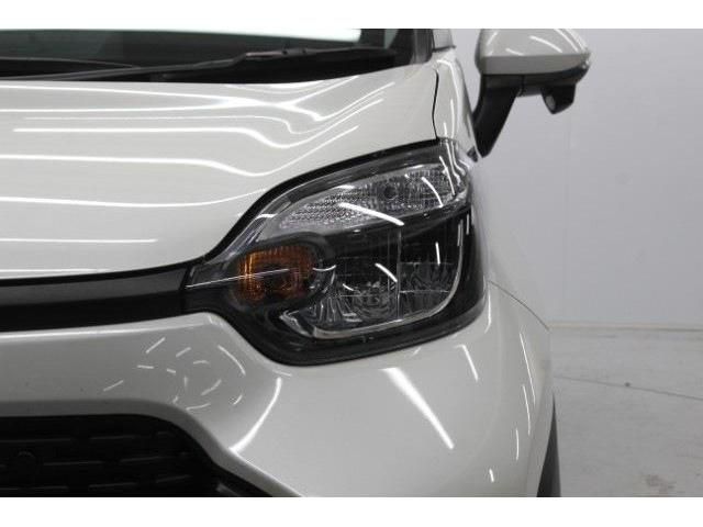 TOYOTA SIENTA HYBRID 2023 Image 31