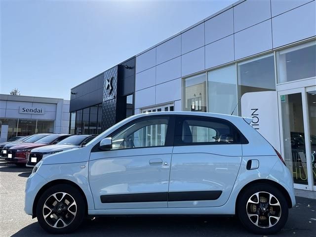 RENAULT TWINGO 2021 Image 31