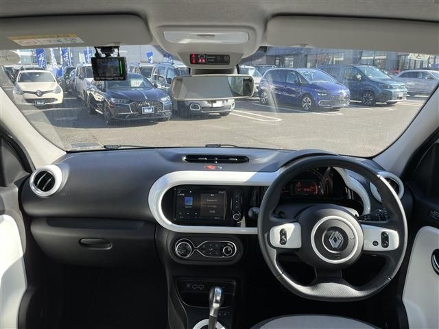 RENAULT TWINGO 2021 Image 31