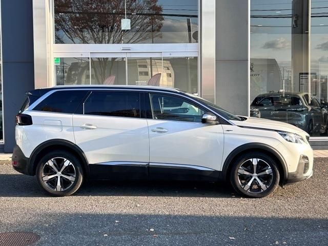 PEUGEOT 5008 2018 Image 31