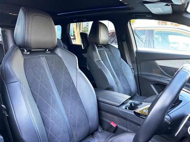 PEUGEOT 5008 2018 Image 31