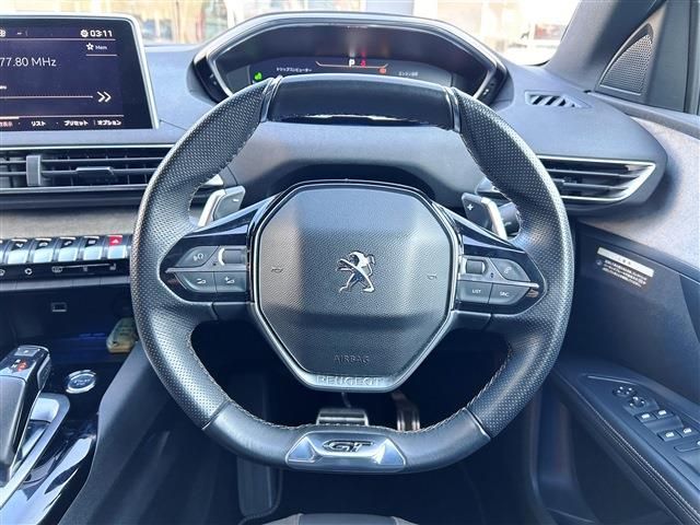 PEUGEOT 5008 2018 Image 31