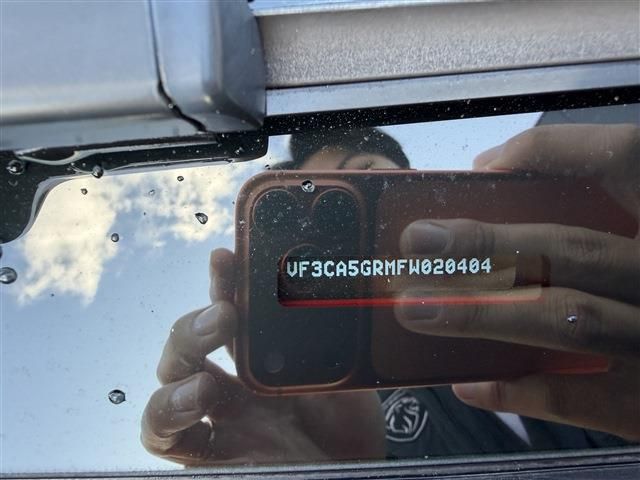 PEUGEOT 208 2016 Image 31