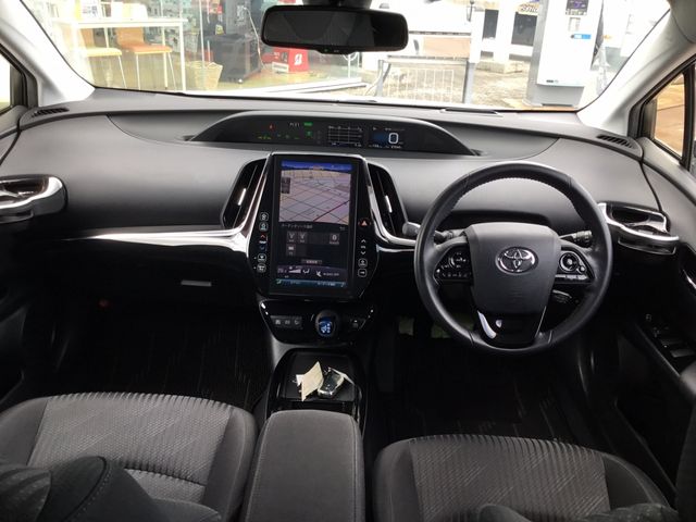 TOYOTA PRIUS 2019 Image 31