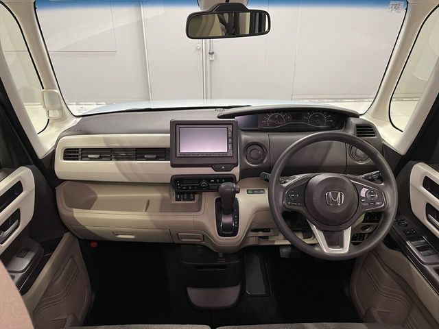 HONDA N BOX 2018 Image 31