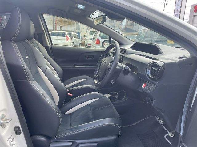 TOYOTA AQUA 2016 Image 31