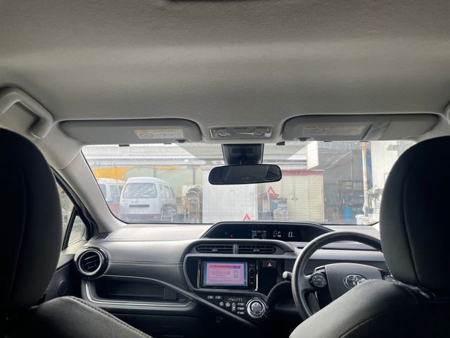 TOYOTA AQUA 2016 Image 31