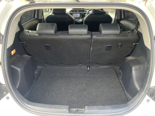 TOYOTA AQUA 2016 Image 31