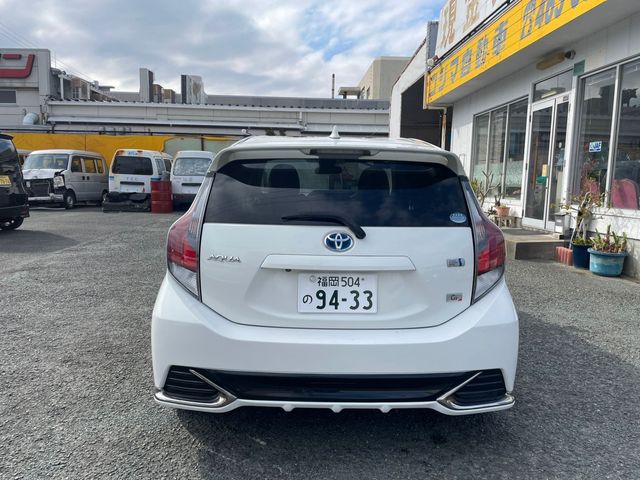 TOYOTA AQUA 2016 Image 31