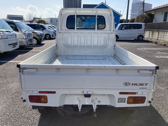 DAIHATSU HIJET TRUCK 4WD 2017 Image 31
