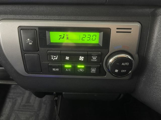 TOYOTA HIACE VAN 2WD 2018 Image 31