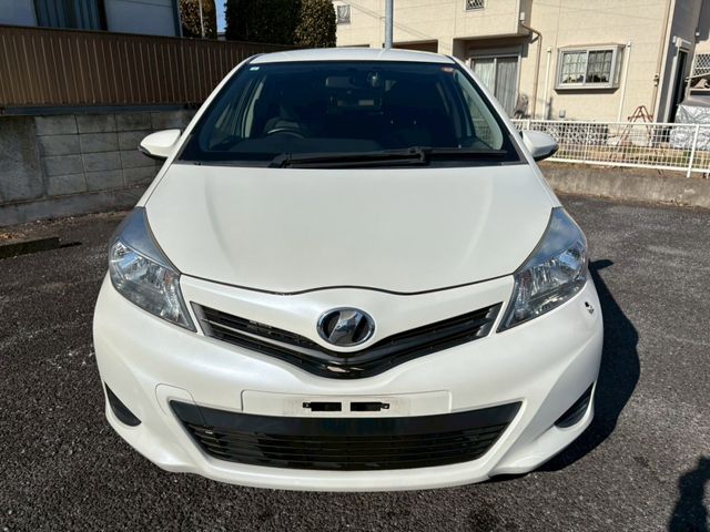 TOYOTA VITZ 2013 Image 31