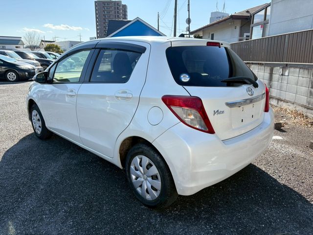 TOYOTA VITZ 2013 Image 31