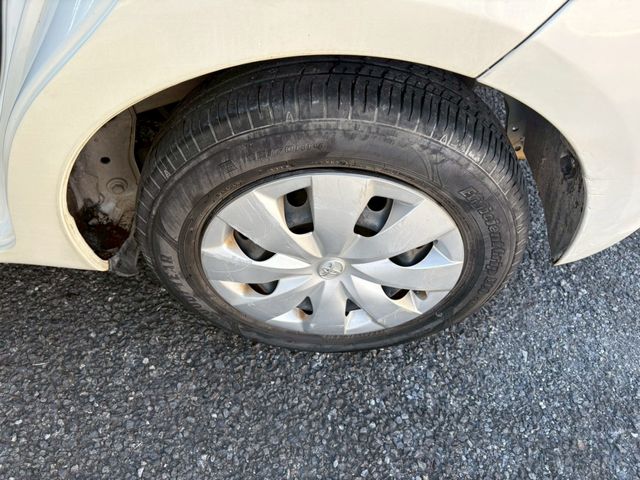 TOYOTA VITZ 2013 Image 31