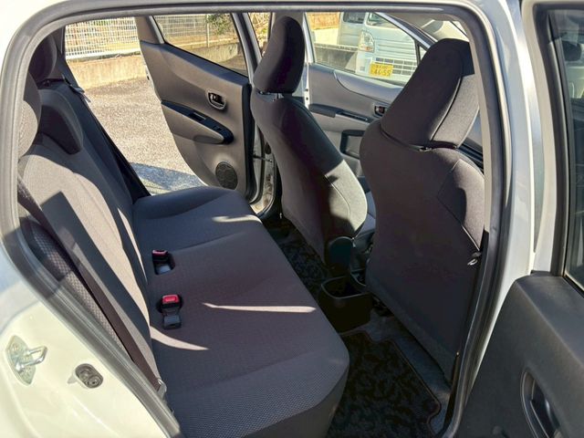 TOYOTA VITZ 2013 Image 31