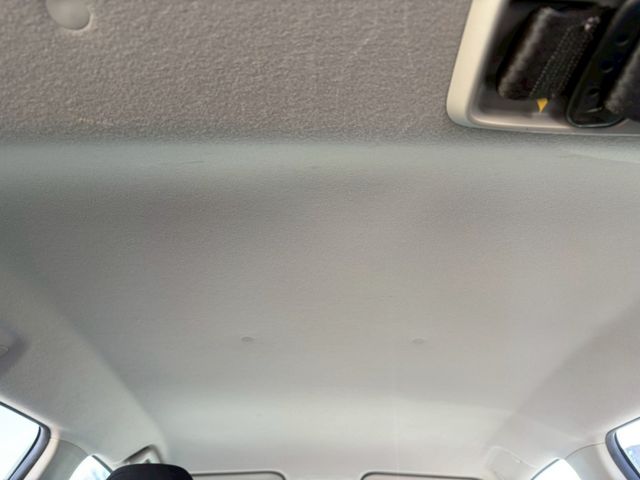 TOYOTA VITZ 2013 Image 31