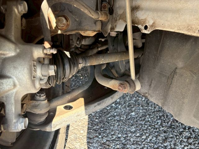 TOYOTA VITZ 2013 Image 31