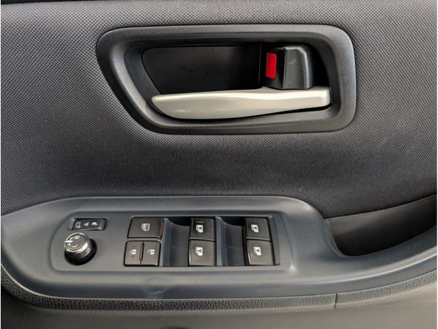 TOYOTA VOXY HYBRID 2016 Image 31