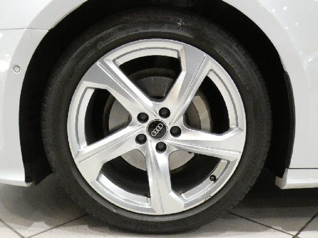 AUDI A6 AVANT 2022 Image 31