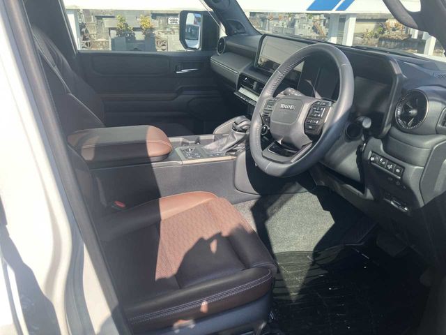 TOYOTA LANDCRUISER 250 2024 Image 31