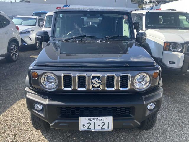 SUZUKI JIMNY NOMADE 2025 Image 31