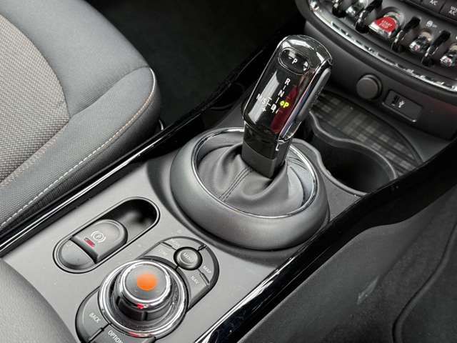 BMW MINI COOPER CLUBMAN 2020 Image 31