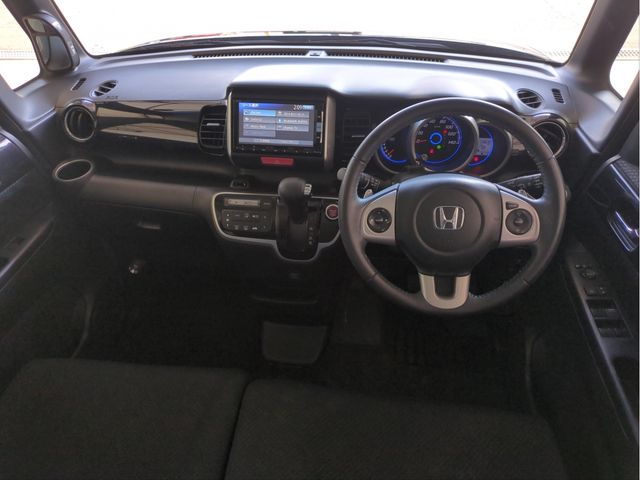 HONDA N BOX CUSTOM 2015 Image 31