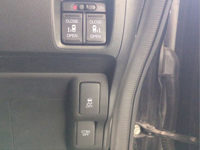 HONDA N BOX CUSTOM 2015 Image 31