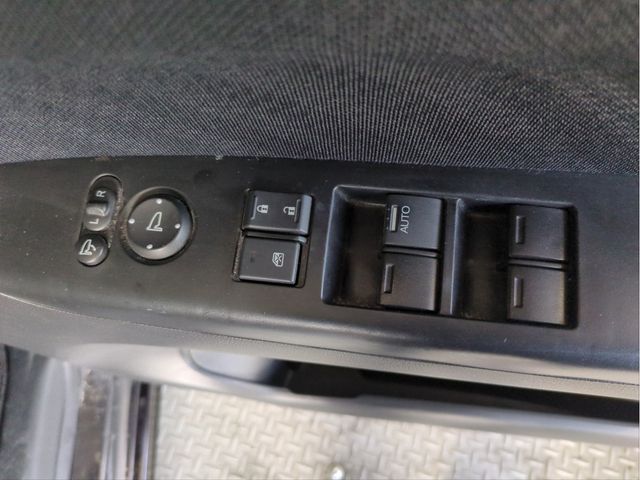 HONDA N BOX CUSTOM 2015 Image 31