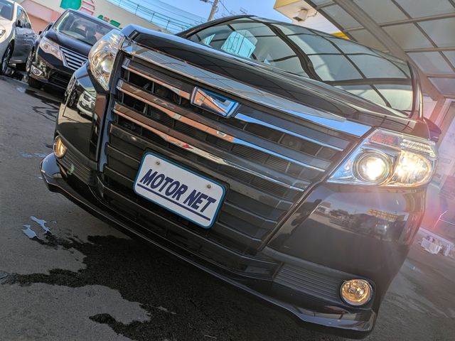 TOYOTA NOAH HYBRID 4WD 2015 Image 31