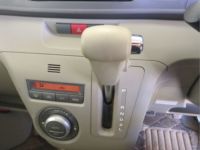 DAIHATSU ATRAI WAGON 2012 Image 31