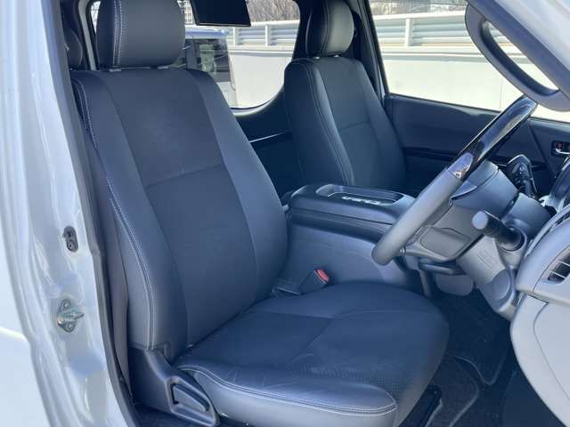 TOYOTA HIACE VAN 2WD 2023 Image 31