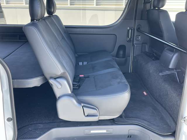 TOYOTA HIACE VAN 2WD 2023 Image 31