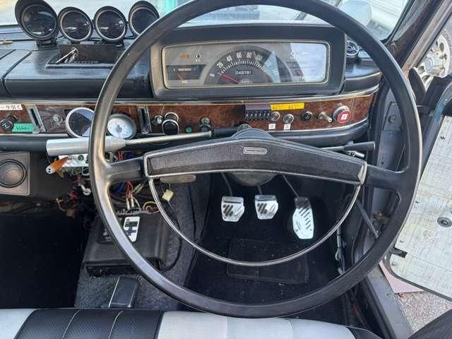 NISSAN BLUEBIRD SEDAN 1967 Image 31