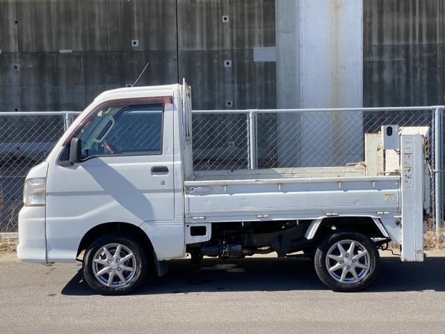 DAIHATSU HIJET TRUCK 2012 Image 31