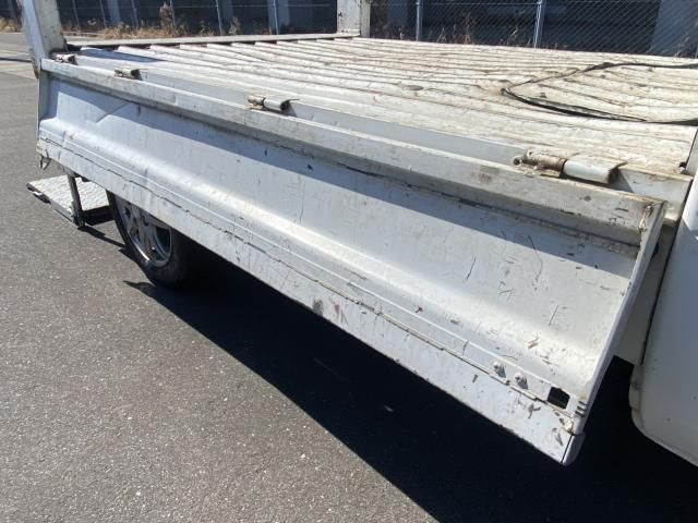 DAIHATSU HIJET TRUCK 2012 Image 31