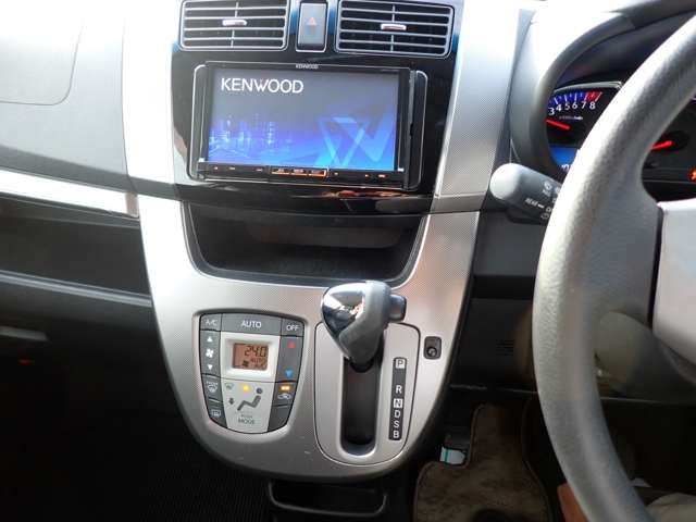 DAIHATSU MOVE CUSTOM 2013 Image 31