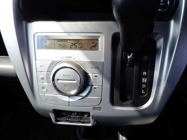 SUZUKI HUSTLER 4WD 2014 Image 31