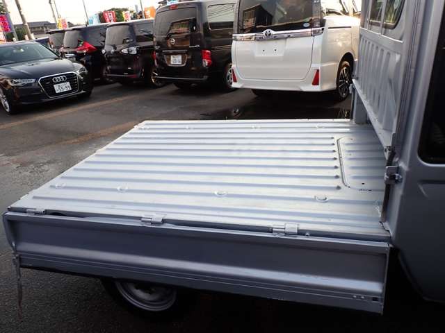 DAIHATSU HIJET TRUCK 4WD 2010 Image 31